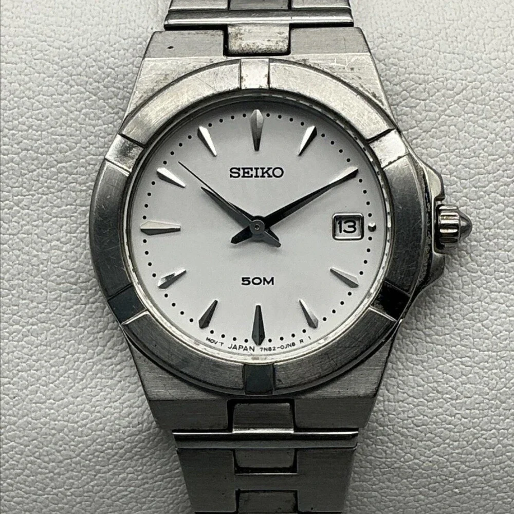 Seiko 7N82-6F50 Womens Watch 25mm White Dial Silver Tone Date New Battery 6